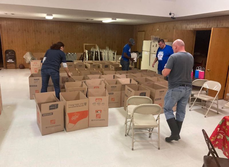 Brethren from Yantis, Wylie , Garland and other areas of the Metroplex joining in to make a difference Brethren from Yantis, Wylie , Garland and other areas of the Metroplex joining in to make a difference