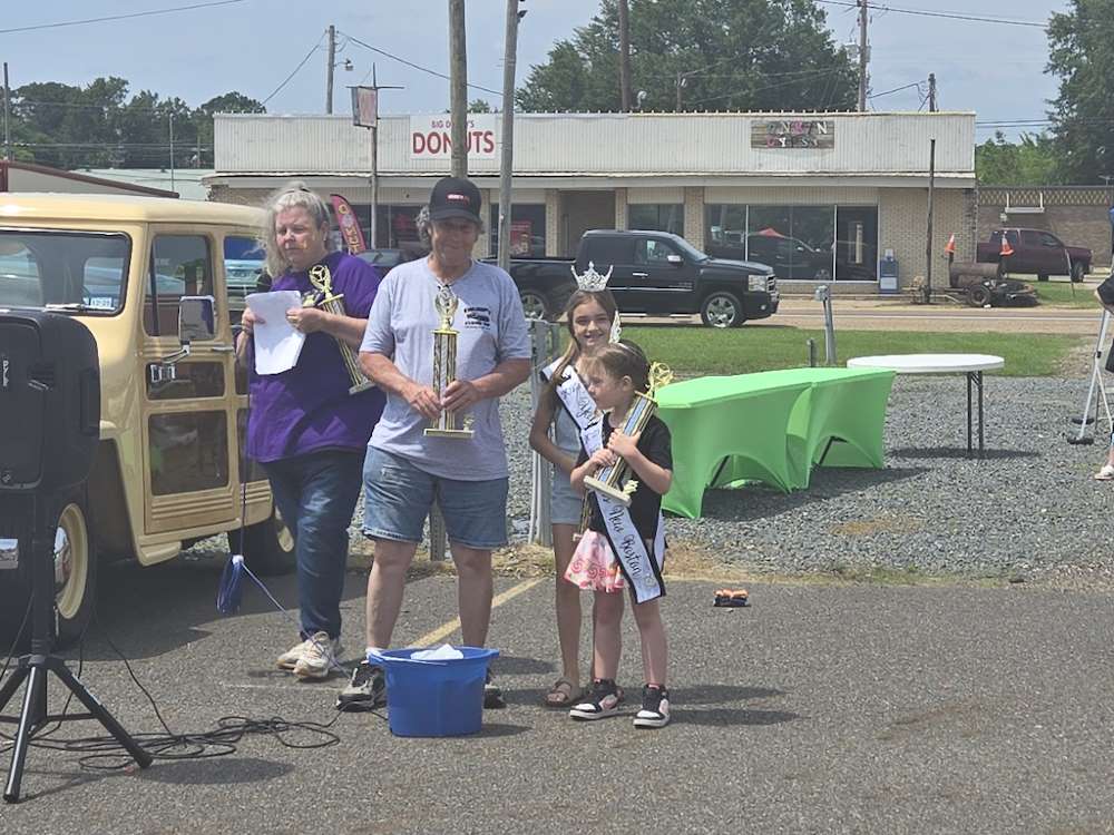 2025 Spring Fest Trophy Winners