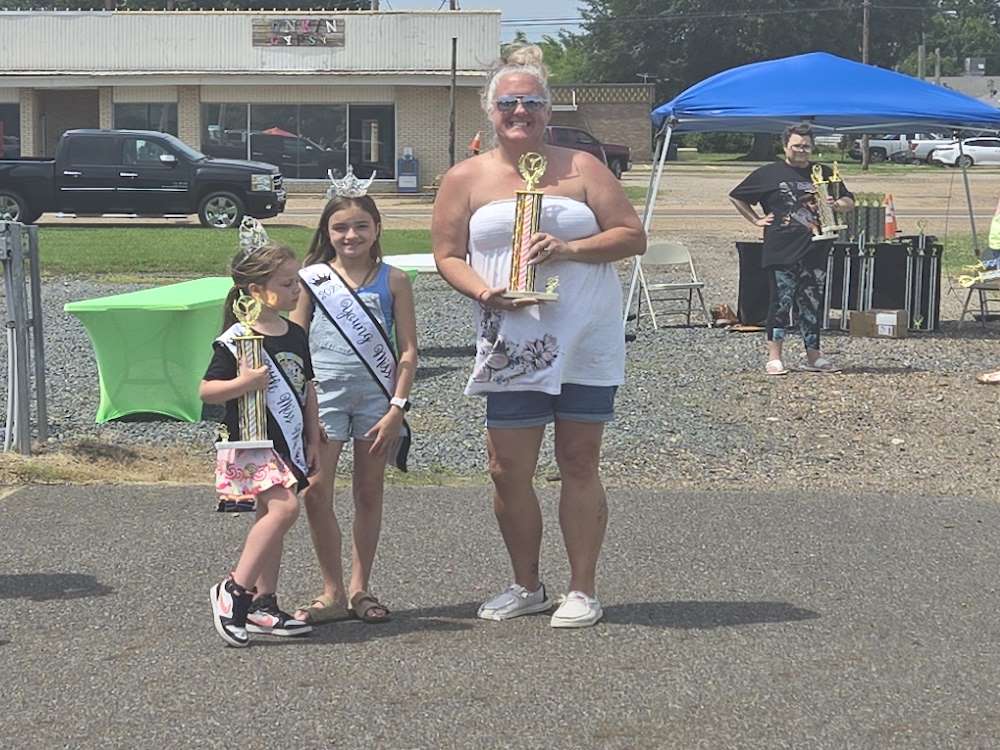 2025 Spring Fest Trophy Winners