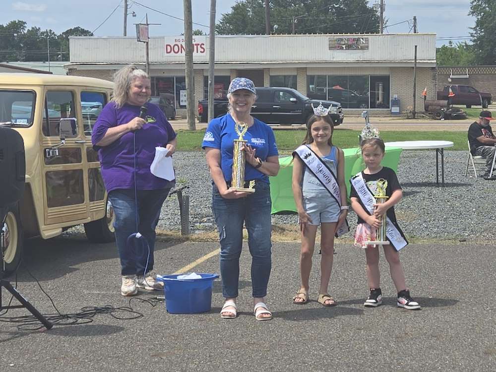 2025 Spring Fest Trophy Winners