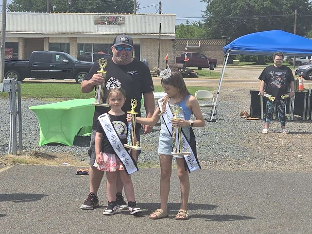 2025 Spring Fest Trophy Winners