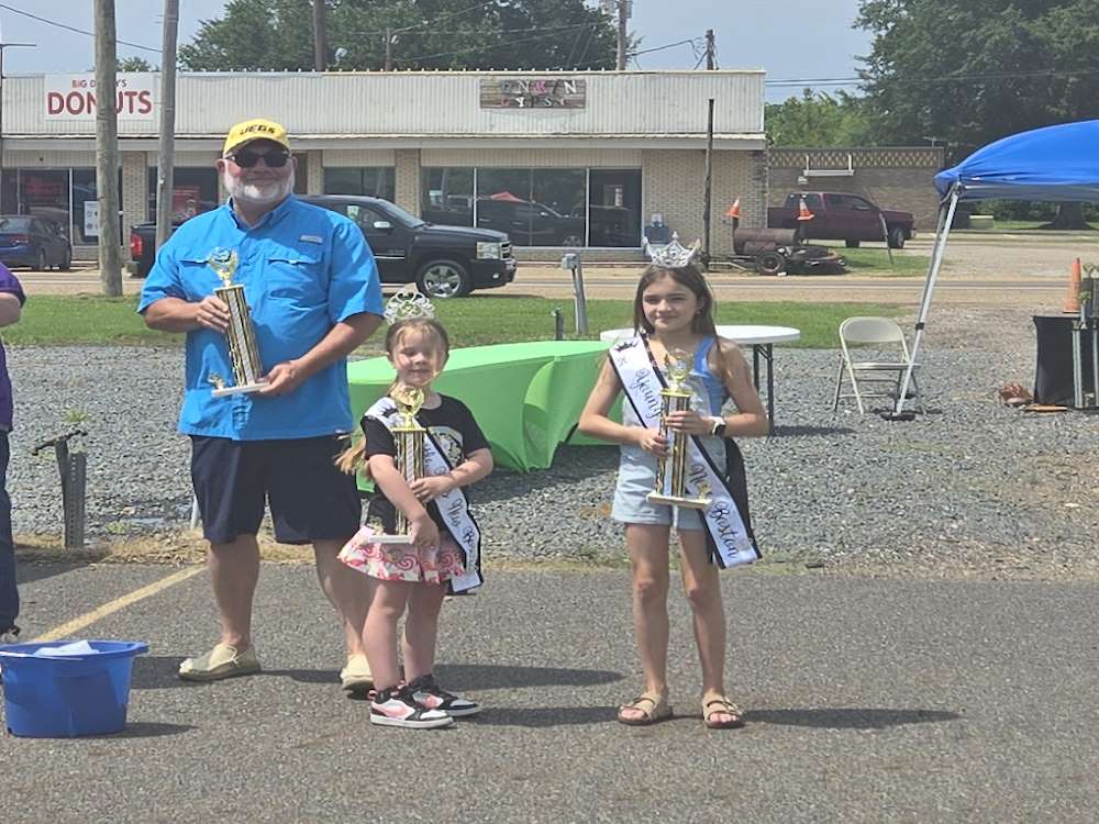 2025 Spring Fest Trophy Winners