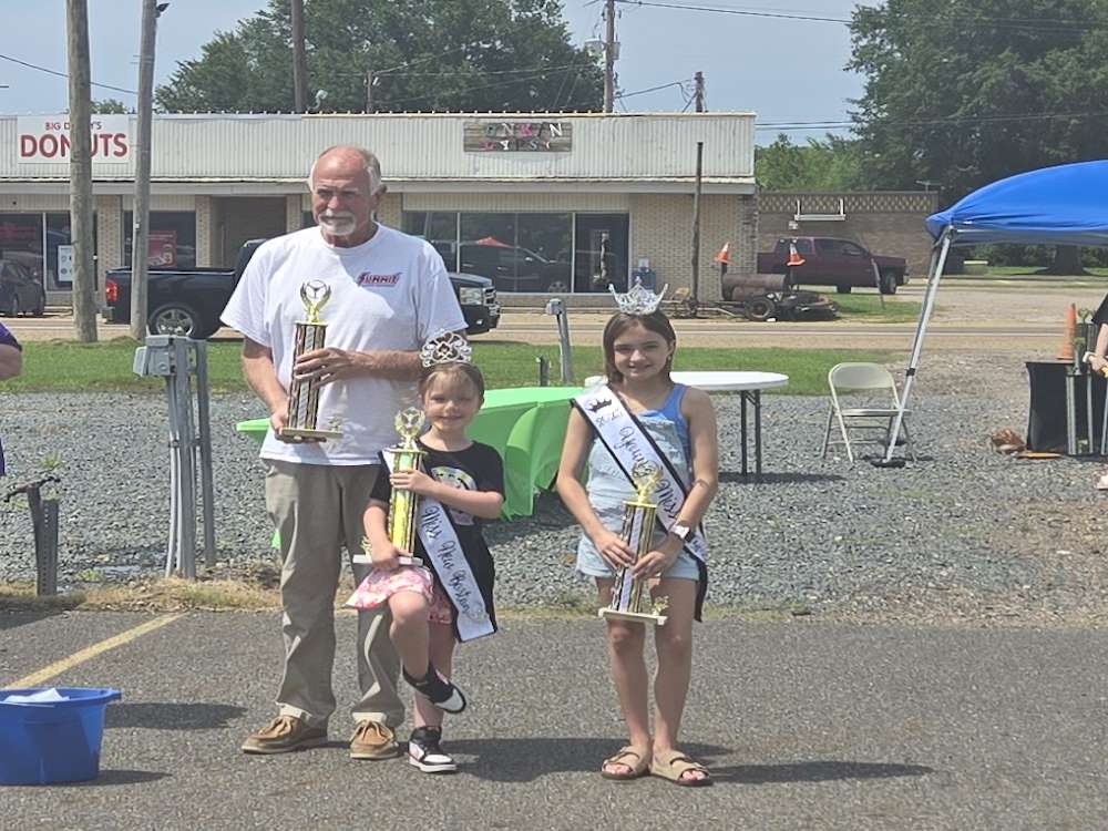 2025 Spring Fest Trophy Winners