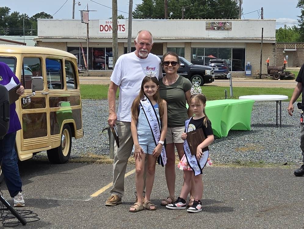 2025 Spring Fest Trophy Winners