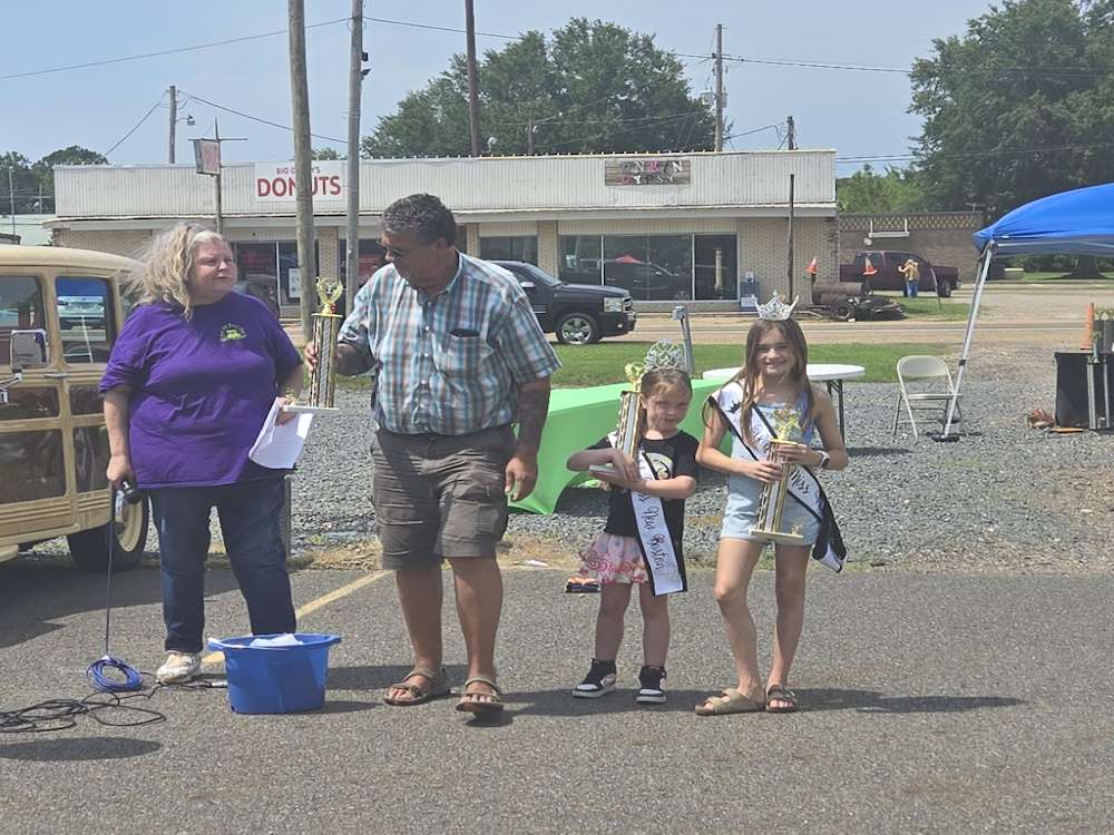 2025 Spring Fest Trophy Winners