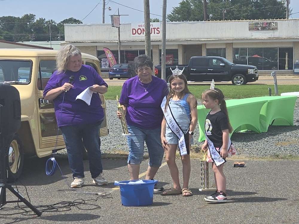 2025 Spring Fest Trophy Winners