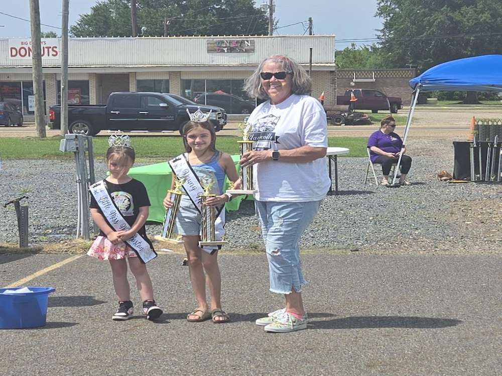 2025 Spring Fest Trophy Winners