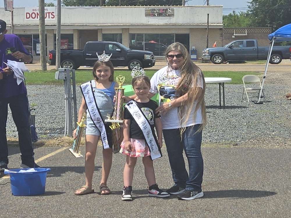 2025 Spring Fest Trophy Winners