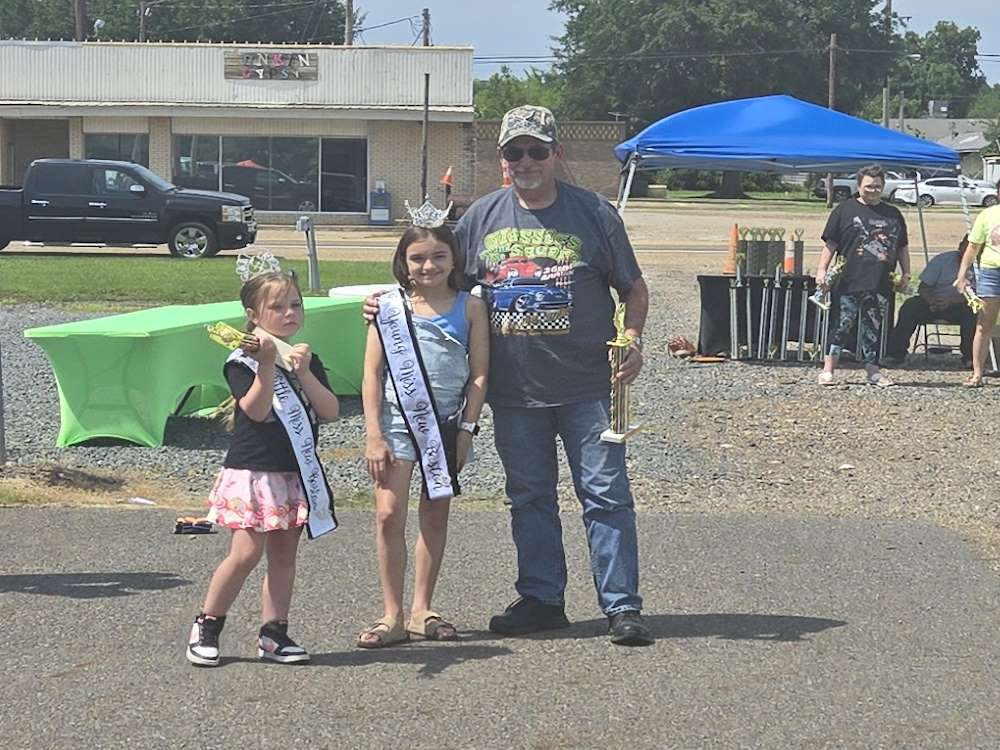 2025 Spring Fest Trophy Winners