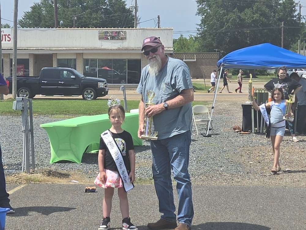 2025 Spring Fest Trophy Winners