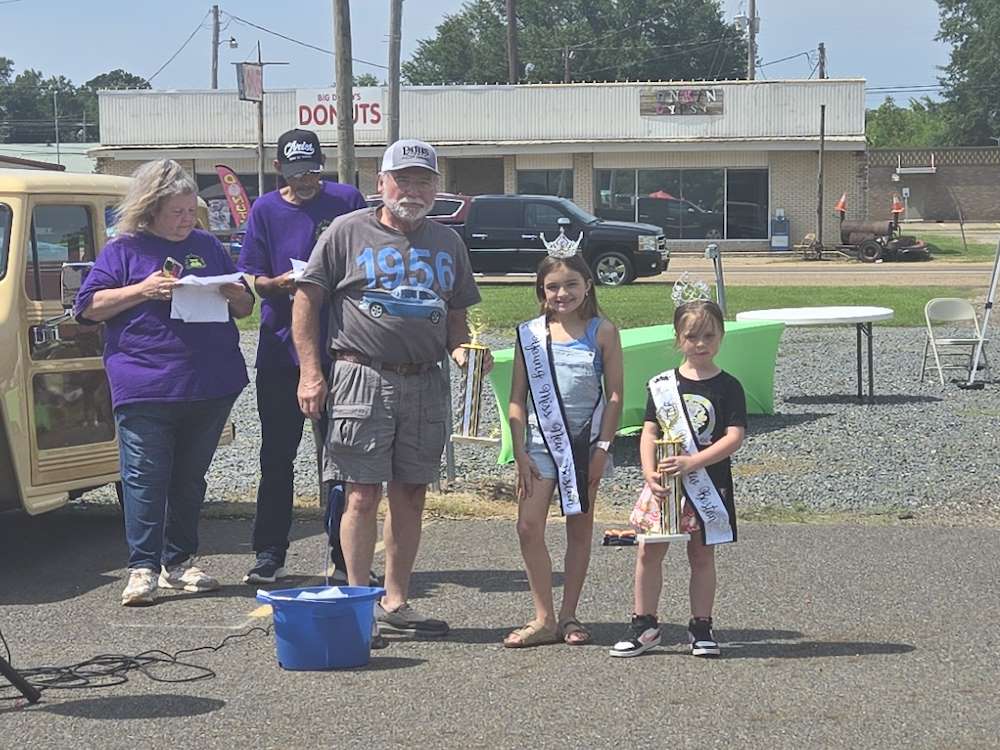 2025 Spring Fest Trophy Winners