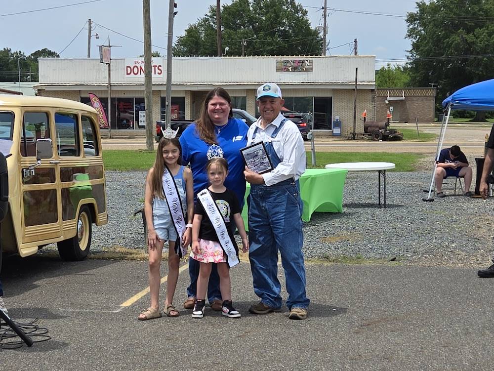 2025 Spring Fest Trophy Winners