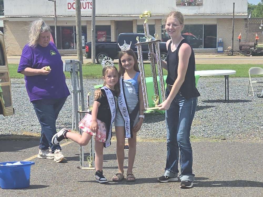 2025 Spring Fest Trophy Winners